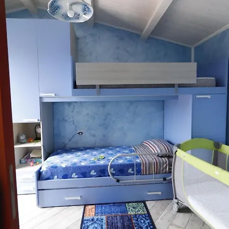 Glamour House